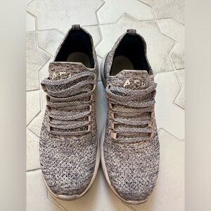 Women’s APL TechLoom Wave